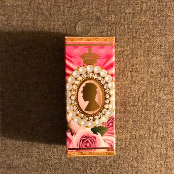 NIB Pat Mcgrath Bridgerton lipstick - Picture 2 of 5